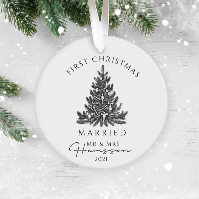 First Christmas Married Ornament 2022, Wedding Keepsake, Personalised Ornament, Decorations, UK - image 1