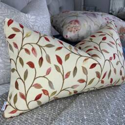 "Decorative Pillow Cover, Leaf Design Cushion Scatter Pillow, Rectangle Lumbar 12"" X 20" - thumbnail 2