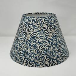Willow Bough - Small Print Coolie Lampshade Navy in A William Morris Design - thumbnail 3