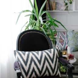 Suzani Pillow Cover - Handmade - thumbnail 3