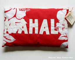 Handmade Mahalo Pillow - Hawaiian Quilt Design, Maui Crafted - thumbnail 1