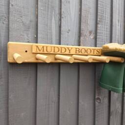 Oak Waxed Personalised Welly Wellington Wellies Wooden Rack Boot Holder Wall Mounted Shoe Storage Entryway Porch Organiser - thumbnail 2