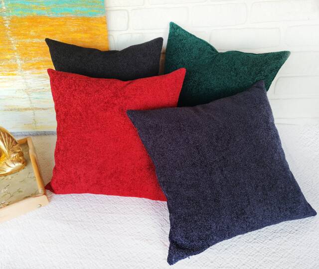 Handmade Boucl?? Christmas Pillow Cover Holiday Home Decor - 16x16'' - image 1