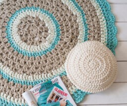 White Round Decorative Handmade Crochet Throw Cushion - thumbnail 1