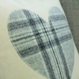 Tartan Love Heart Cushion - Pillow Decor Christmas Gift For Friend - thumbnail 3