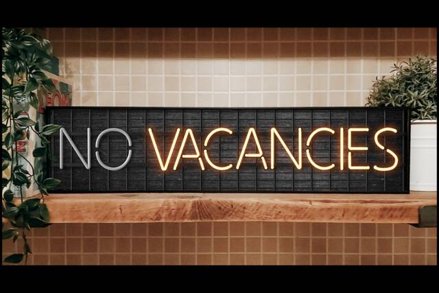 Large No Vacancies Neon Style Metal Print - Bar Sign