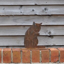 Rusty Metal Cat Licking Paw Statue, Garden Art Decor - thumbnail 2