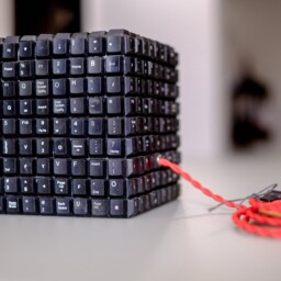 Edison Kube Lamp - Recycled Computer Keyboard Keys Filament Light UK - North American Eu Plug - 110- 240V - thumbnail 2
