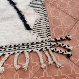 Hand Knotted Wool Berber Rug Moroccan Tribal Design - thumbnail 4