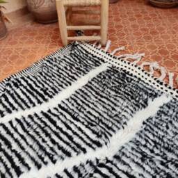 Hand Knotted Wool Rug Tribal Berber Design, Moroccan Accent - thumbnail 4