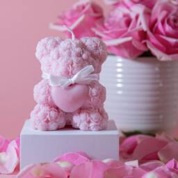 Rose Bear Soy Wax Candle - Handmade Valentine's Day Gift - thumbnail 2