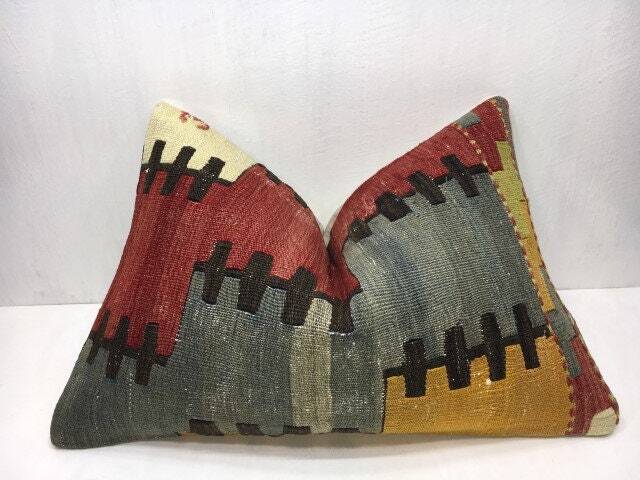 Vintage Turkish Kilim Pillow Cover, Handwoven Accent - 16x24 - image 1