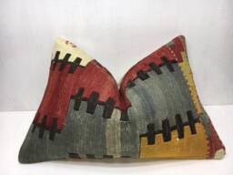 Vintage Turkish Kilim Pillow Cover, Handwoven Accent - 16x24 - thumbnail 1