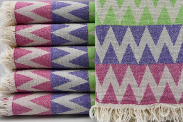 "Zigzag Towel, Geometric Towel, Double Face Towel, 38""x67" - image 1