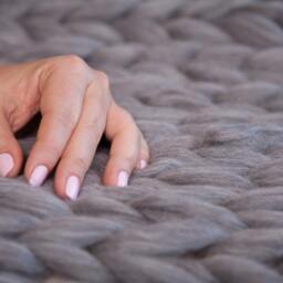 Chunky Knitted Blanket Throw, Giant Afghan Blanket, Wool Blanket, Bulky Knit, Knitting, Lap Blanket. Gift, Mild Grey Melange - thumbnail 3