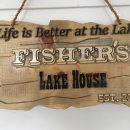 Custom Wood Lake House Sign Family Name Decor - thumbnail 3