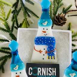 Snowman With Seagull Christmas Tree Decoration, Snowman Christmas, Snowman, Fused Glass Cornwall - thumbnail 3