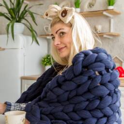 Super Chunky Blanket, Knit Christmas Gift, Arm Knitted Knits, Yarn, Merino Wool - thumbnail 3