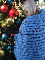 Super Chunky Blanket, Knit Christmas Gift, Arm Knitted Knits, Yarn, Merino Wool - thumbnail 1