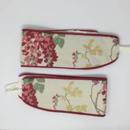 One Pair Of Laura Ashley Wisteria Cranberry Curtain Tie Holdbacks Backs - thumbnail 3