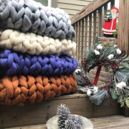 Super Chunky Knitted Blanket, Knit Knits, Throw Arm Merino Wool - thumbnail 3