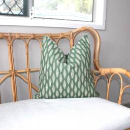 Green Foliage Pillow Cover, 100% Cotton, Hamptons Decor. No Tarriff Charges - thumbnail 3