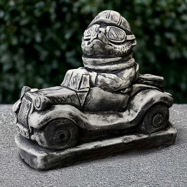 Hedgehog On Car Statue Concrete Hedgehog Decoration Garden Animal Ornament Wildlife Sculpture Cement Figurine Lover Gift - image 1