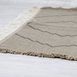 Custom Moroccan Wool Rug, Modern Home Decor, Kilim Rug - thumbnail 2