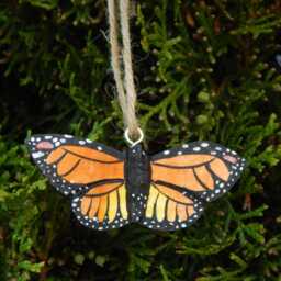 Monarch Butterfly Wood Figurine - Hand-Carved Garden Decor - thumbnail 4