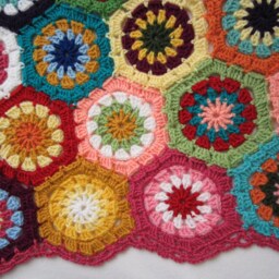 Crochet Doll Blanket - thumbnail 2