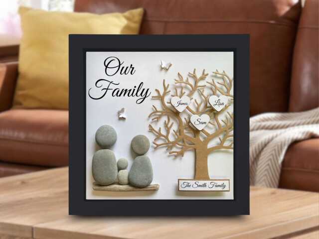 Personalised Pebble Art Family Tree Christmas Keepsake Gift - image 1