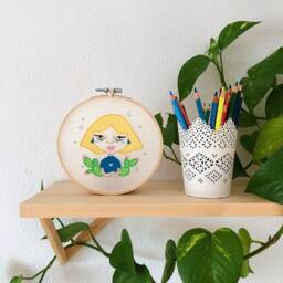Wall Decoration - Drawings & Illustrations Hand Embroidery Hoop Embroidery Art Hanging Girl in The Desert - thumbnail 4