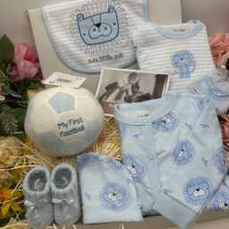 "New Baby Boy Gift Set Blue Lion Hamper - Cute Little Cub Bib, Sleepsuit, Booties & ""My First Football" - thumbnail 4