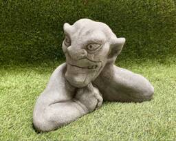 Large Concrete Gargoyle Statue/Garden Ornament Lawn Sculpture Frost Protected - thumbnail 1