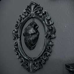 Gothic Framed Hanging Heart Wall Decor - thumbnail 4