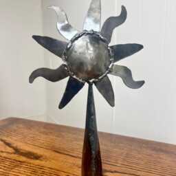 Christmas Tree Topper Sun Design, Handmade Steel Holiday Decor - thumbnail 4