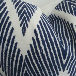 Navy/Ivory Ikat - Chevronthrows & Lumbars-Lacefield -Decorative Designer Pillow Cover-Geometric Toss - thumbnail 4