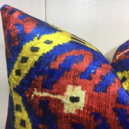Silk Ikat Velvet Pillow Cover - 16x16 - thumbnail 3