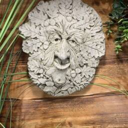 stone Garden Acorn Tree Man Green Wall Plaque Hanging Ornament - thumbnail 3
