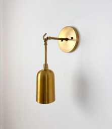 Modern Brass Wall Sconce - Classic Elegant Light Fixture - thumbnail 1