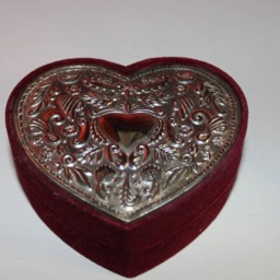 Hand Carved Fluorite Healing Angel, Gift Box Included, Free Shipping - thumbnail 4