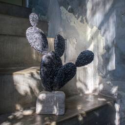 Metal Cactus Stone Pedestal, Botanical Art, Iron Sculpture By The Steel Style Things, 6Th Anniversary - thumbnail 4