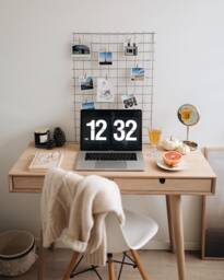 Silver Wire Wall Grid + Shelf, Free Clips, Gray Memo Board, Notice Metal Grid, Memoboard, Moodboard - thumbnail 1
