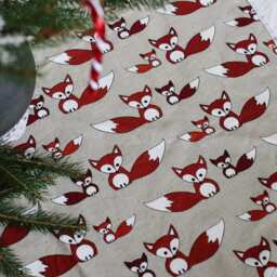 Christmas Tree Fox Decor/Christmas Tree Skirt/Christmas Decoration/Woodland Christmas/Christmas Ornament/Fox Foxes Accents - thumbnail 4