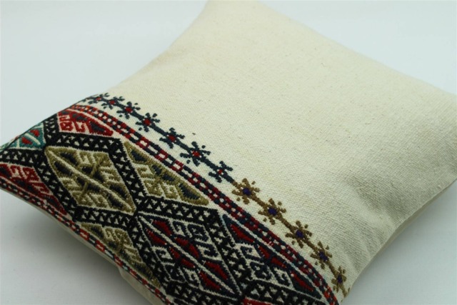 Vintage Turkish Kilim Pillow Cover Hand-Spun Wool, 16x16 Inch - image 1