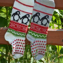 Personalized Christmas Stocking Hand Knitted Gift Decoration Gray & White With Penguins - thumbnail 2