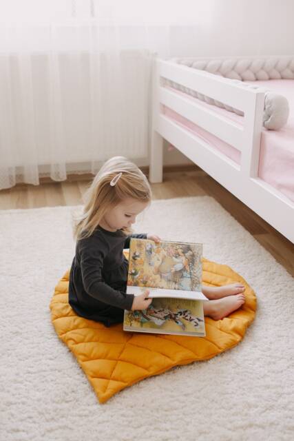 Leaf Linen Rug Baby Play Mat - image 1