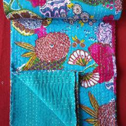 King Size Floral Kantha Quilt, Bohemian Cotton Bedspread - thumbnail 2