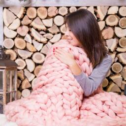 Chunky Knit Blanket, Super Giant Knit Blanket, Thick Yarn Bulky Knit, Merino Wool, Extreme Knitting - thumbnail 2