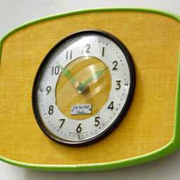 Mid Century Style Yellow Wall Clock - New 23cm Handmade Formica Retro Vintage French Gift Off The Clocks - thumbnail 2